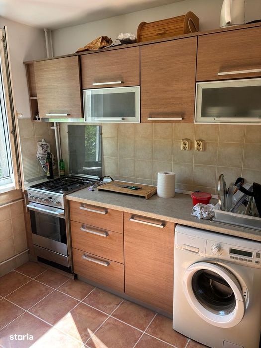 Apartament 2 camere intre 2 statii de metrou