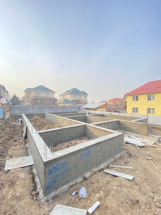 Бригада строителей