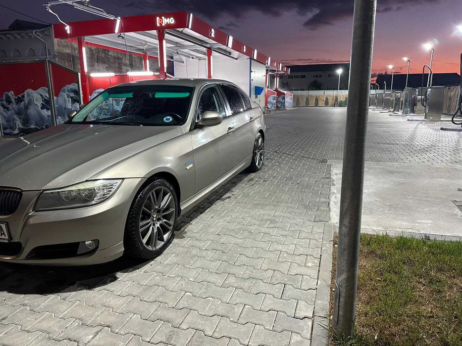 BMW e90 facelift