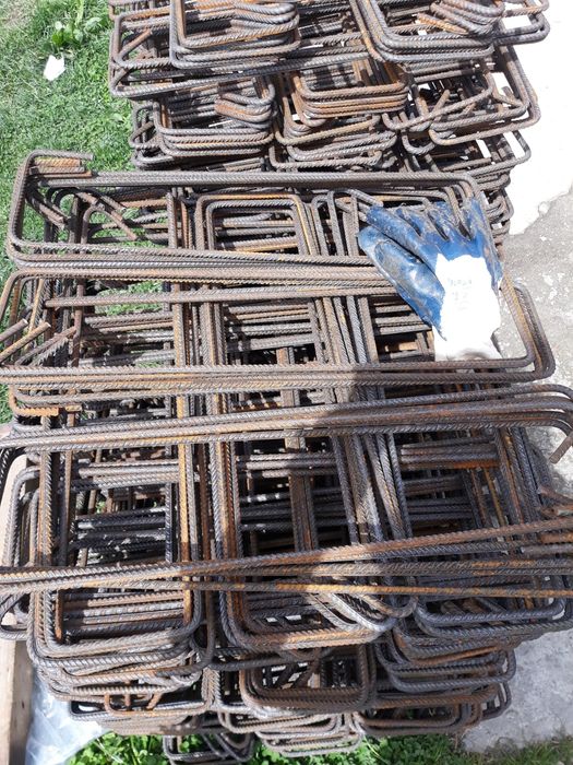 Etrieri din fier beton