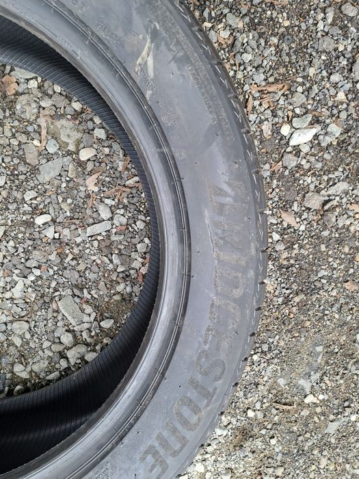 Anvelope vara  .245.45.17 .235.45.18.225.40.18noi.255.50.20 Brid