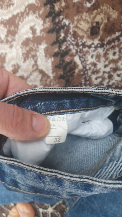Продам джинсы для мужчин
