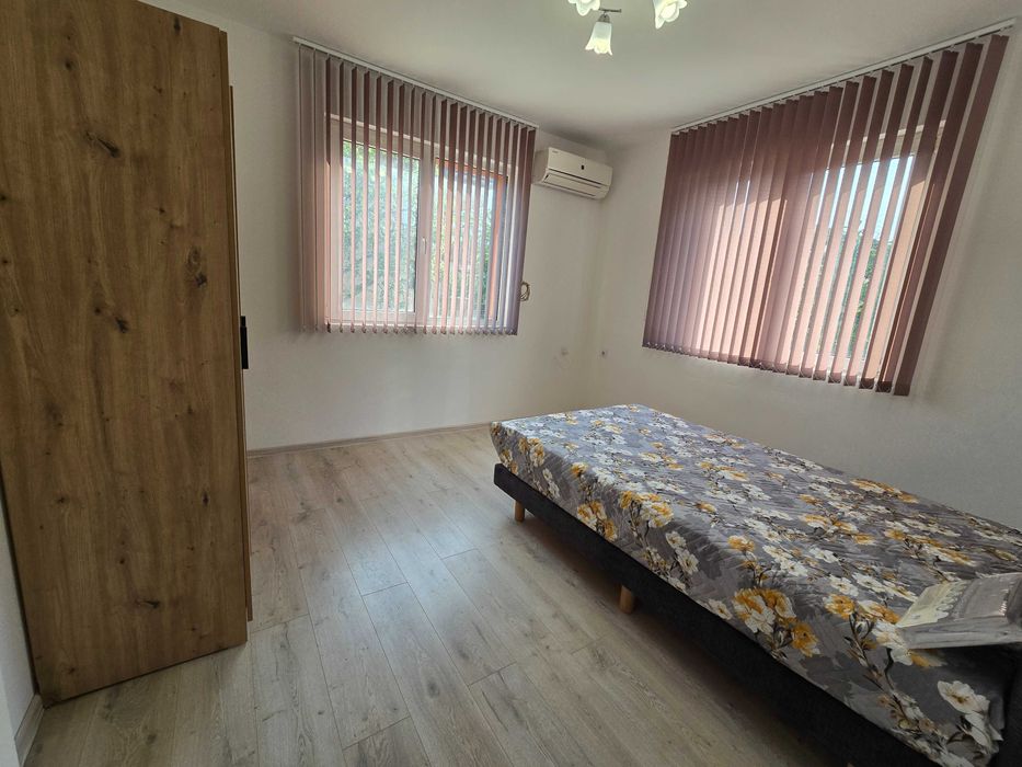 Дава се под наем Тристаен апартамент в Асеновград - 86 кв.м за 358 € - Снимка #10