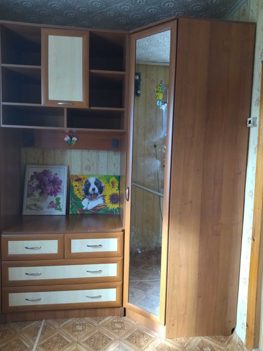 Продам    стенку