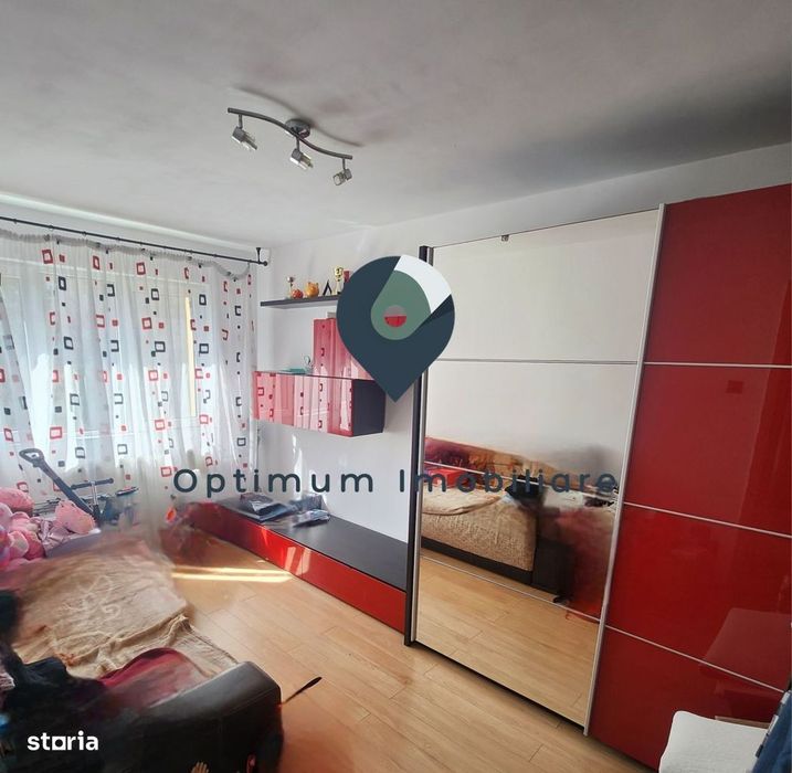 Apartament cu 4 camere in Manastur, etaj 2/4 zona Putna !