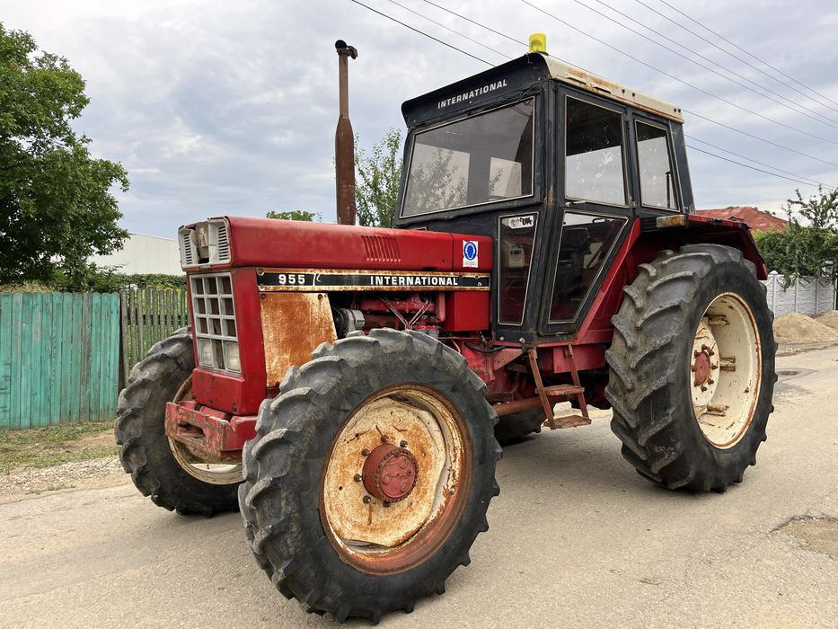 Case International 955