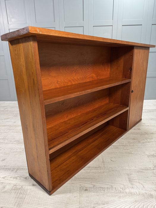 Библиотека -  бюфет, масив Д942