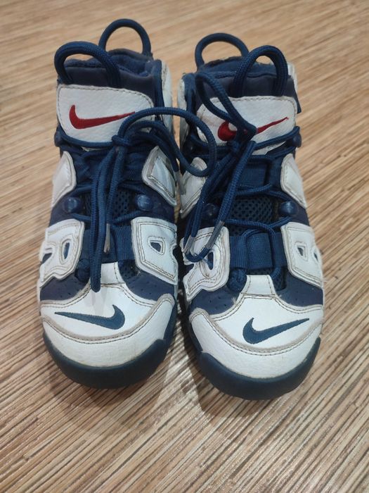 Продам кроссовки Nike Air 37 размер