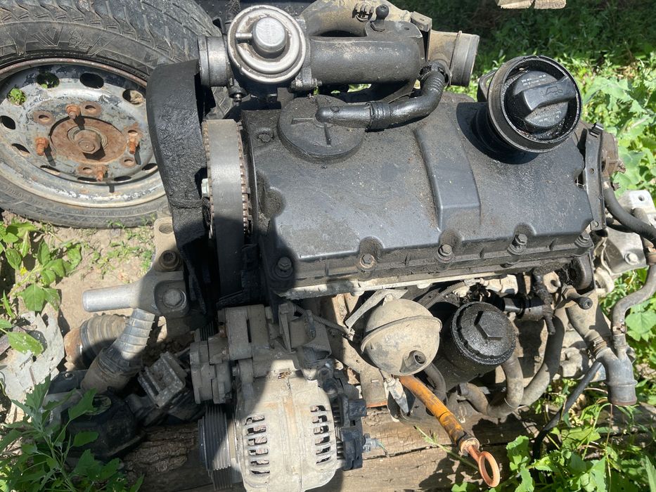 Motor cu cutie de viteze golf 4