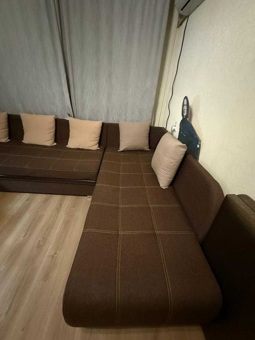 продам большой угловой диван