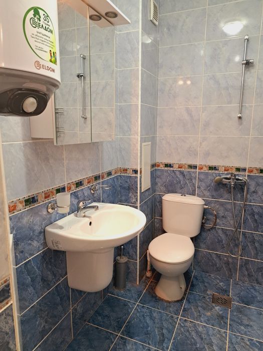 Дава се под наем Едностаен апартамент в Варна, Цветен квартал - 36 кв.м за 325 € - Снимка #9