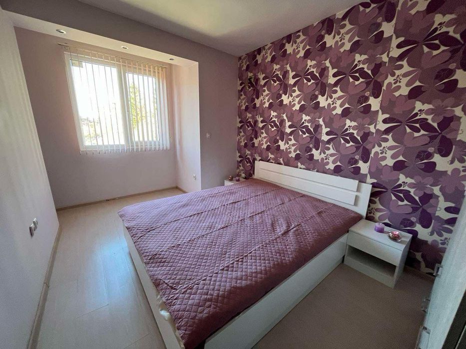 Двустаен апартамент в ж.к. Гоце Делчев.