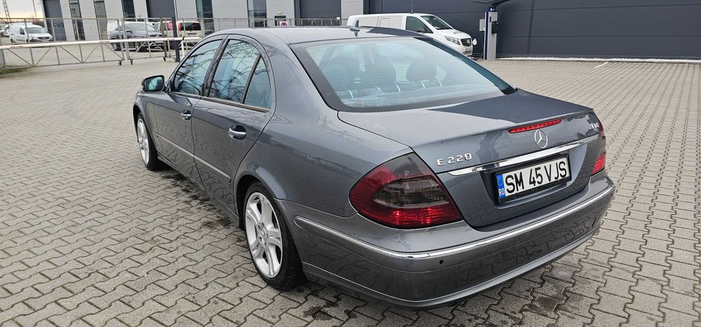 Mercedes E-class Avantgard