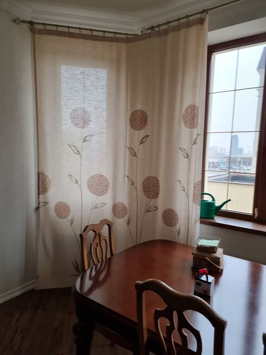 Стол обеденный...