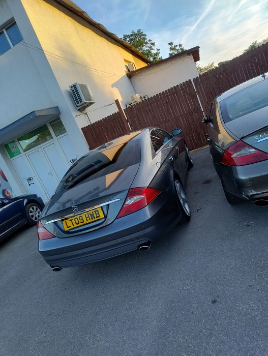 Dezmembrez Mercedes CLS, pachet AMG, bara fata, bara spate, far, stop