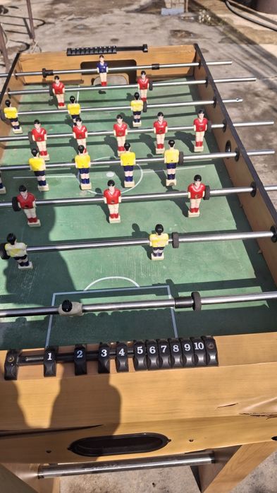 Futbol stoli aotiladi