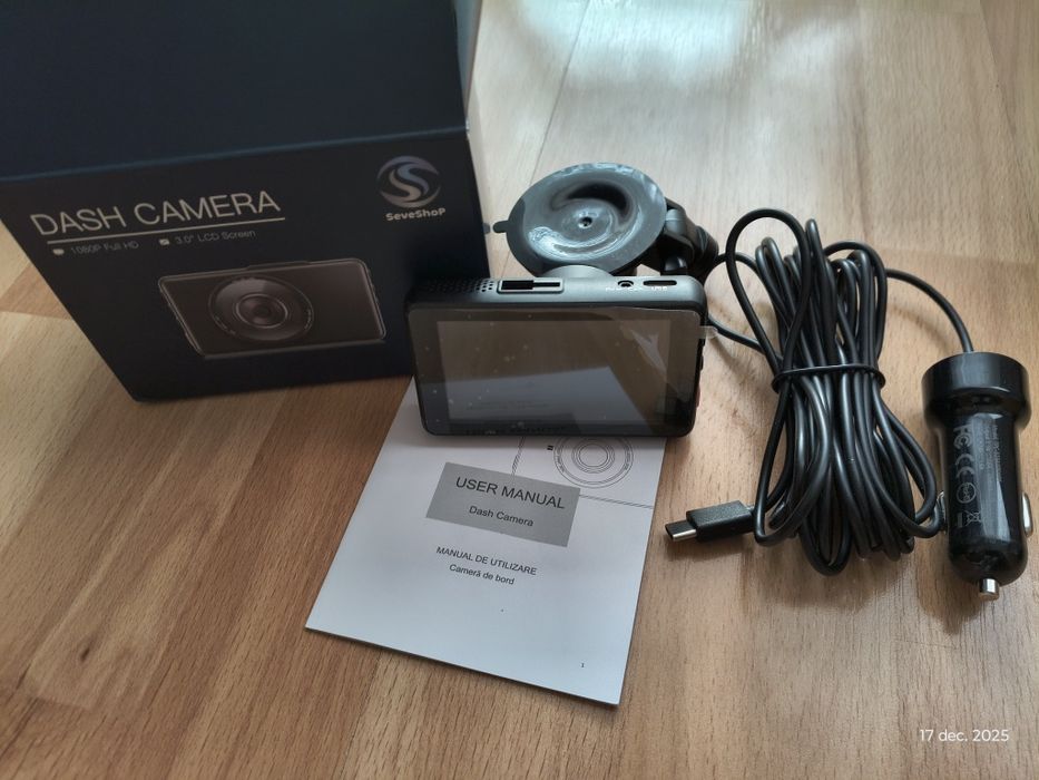 Vând cameră de bord Full HD