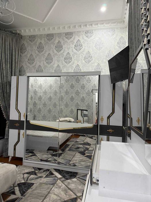 Mebel spalni garnitur.