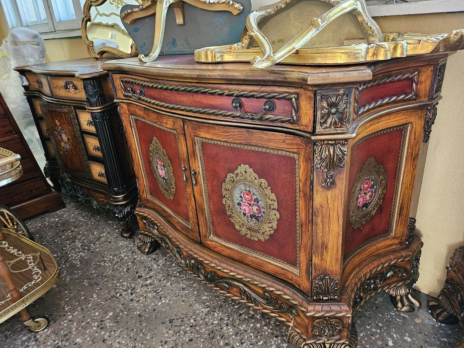 Седмичен Френски комод