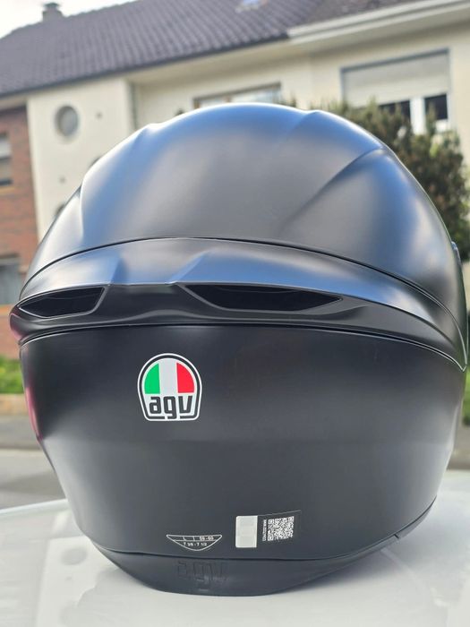 Мото каска AGV K1S.   Agv k6 L