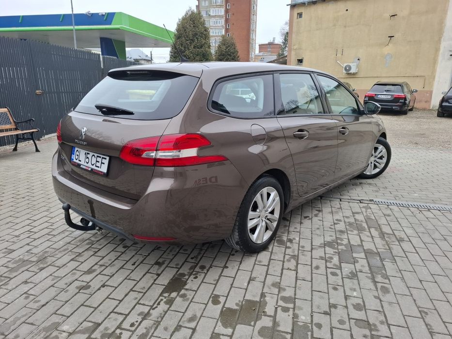 Vând peugeot 308 2015