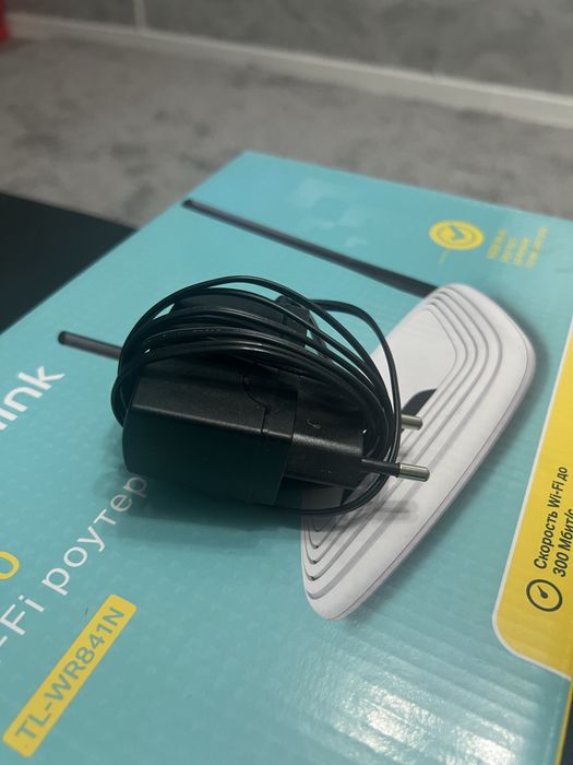 Продам Wi-Fi роутер TL-WR841N
