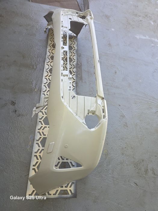 Бампер на Toyota 55