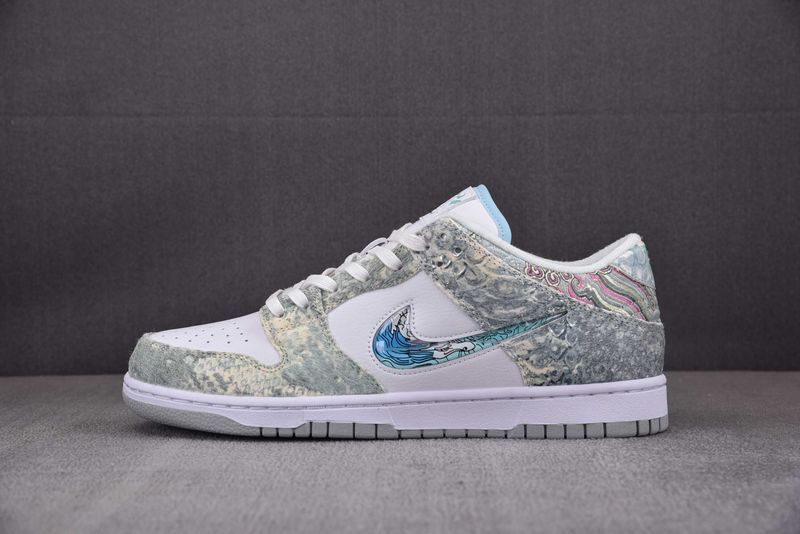 Обувки Nike Dunk SB Low