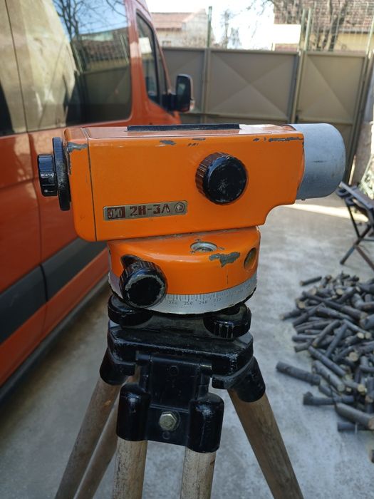 Teodolit de dat nivelul
