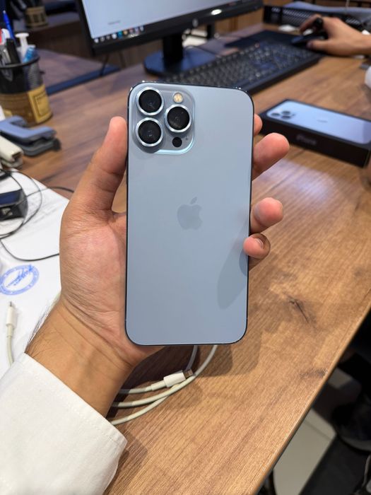 iPhone 13 pro max 256 LLA