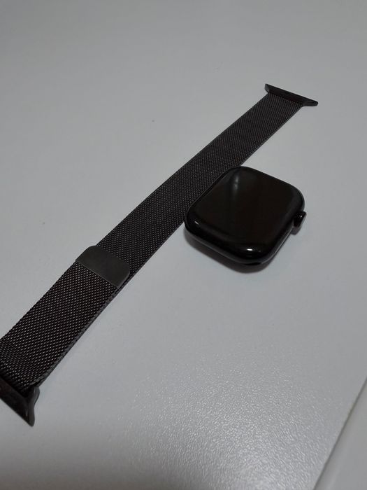 Apple Watch Series 10, 46mm.  каишка „ Milanese Loop“