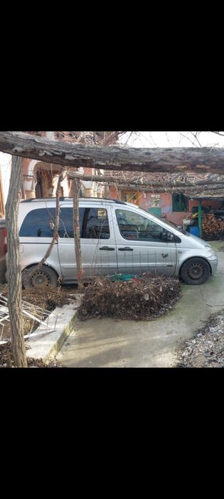 Vand Mazda si Mercedes Vaneo, amandoua sunt radiate.