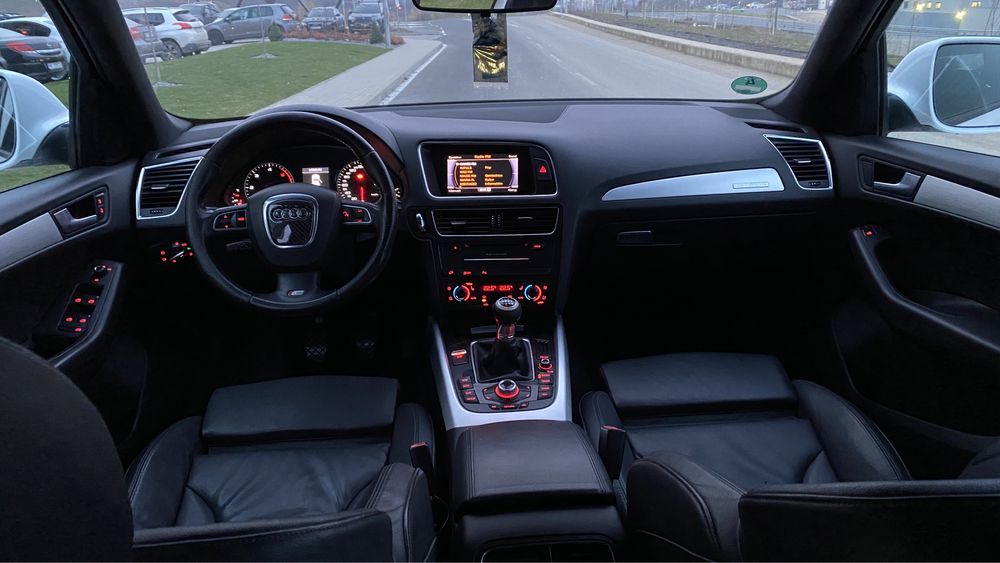 Vand Audi Q5 S-Line 06.2011 2.0tdi xenon piele navi camera inc scaune