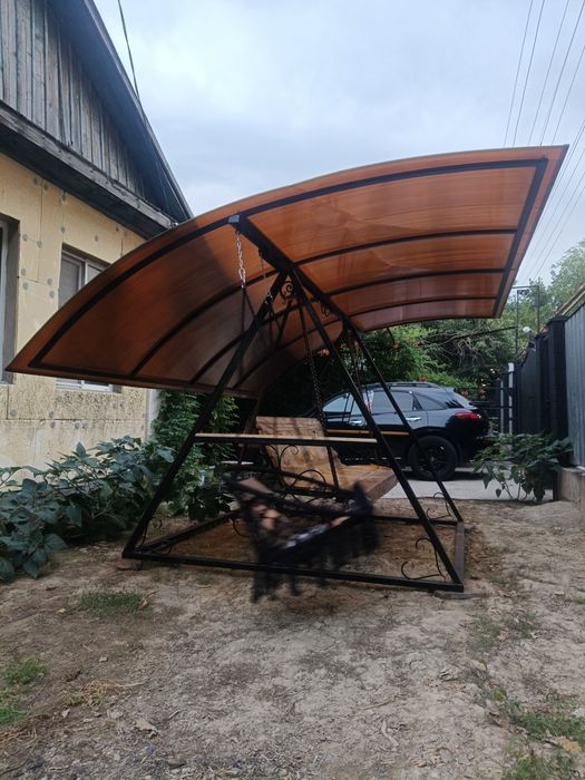 Продам качелю семейная