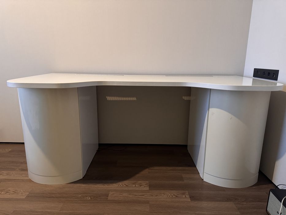 Рабочий стол 2м х 90