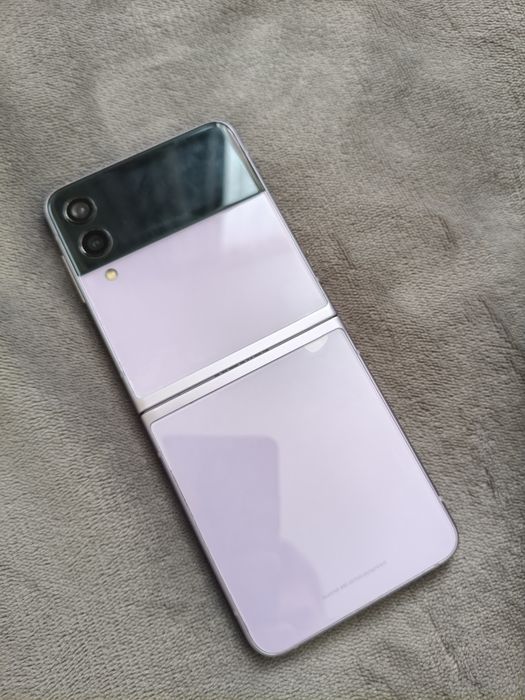Продам Samsung Z Flip 3 5G Корейская версия