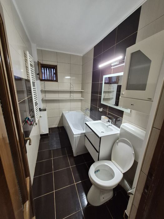 Inchiriez apartament 2 camere central