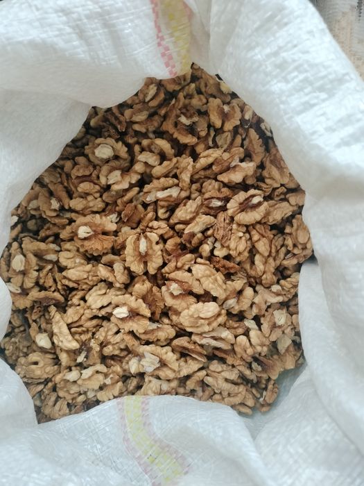 Sâmbure de nucă de vânzare