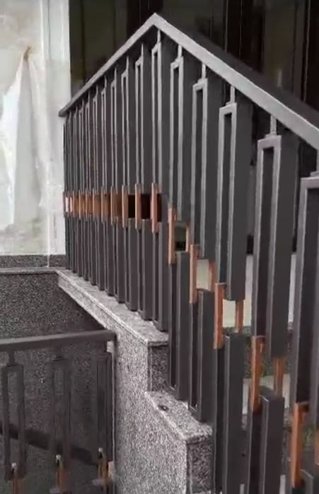 Перила -лестницы..