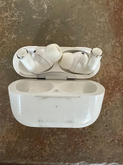 Airpods Pro MagSafe