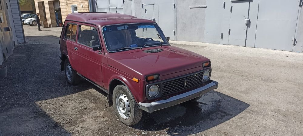 Продам автомобиль ВАЗ 212180 "Фора"