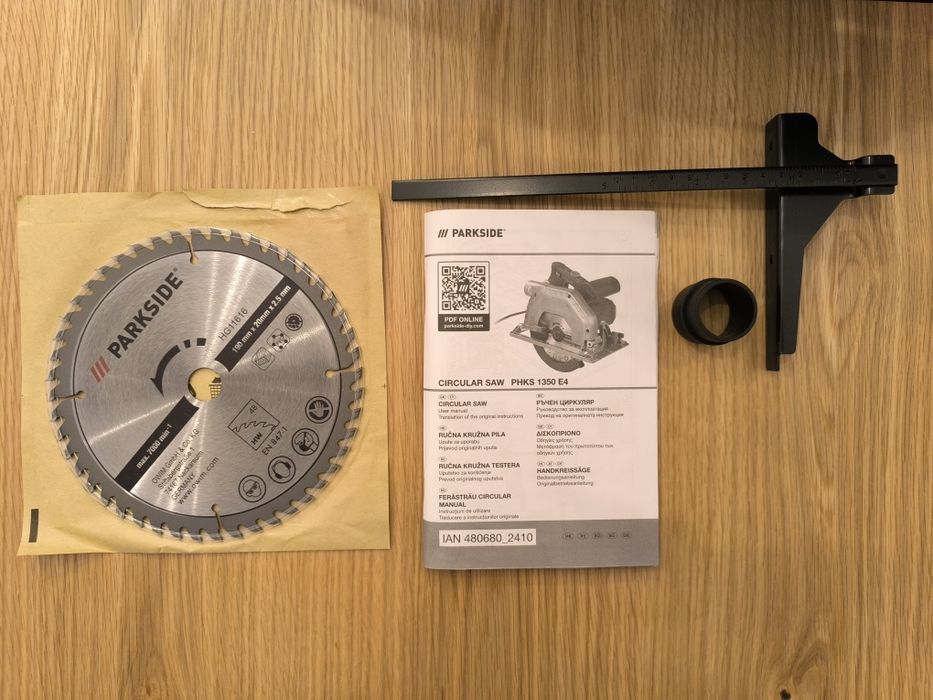 Циркуляр Parkside PHKS 1350 E4