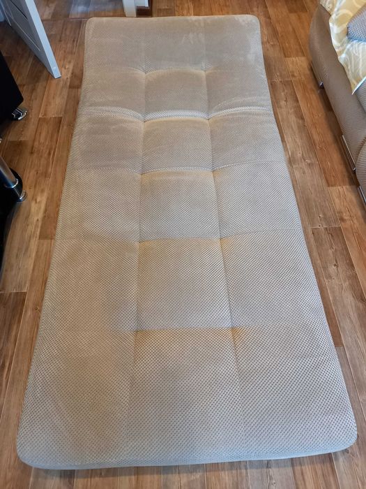 Продается Диван (новый)