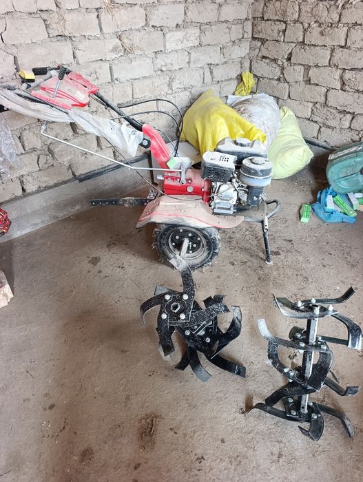 Motokultivator yangi olingan