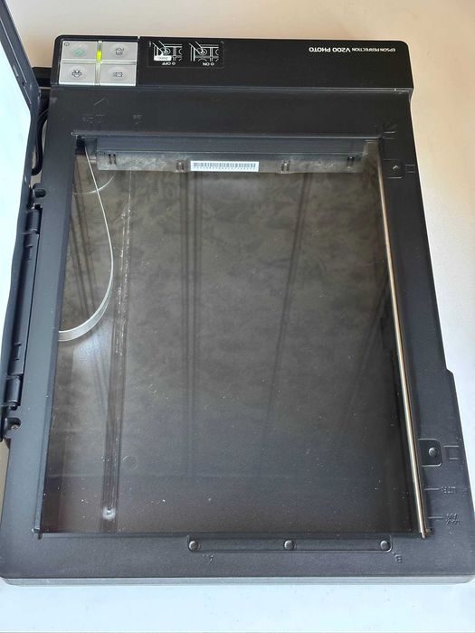 Сканер EPSON V200