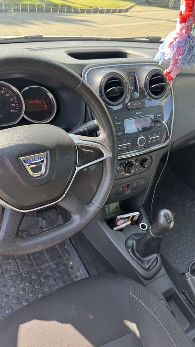 Dacia Logan an 2020 ,0,9cm,benzina