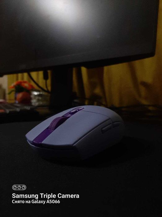 Лучшая беспроводная мышь на красивом цвете Logitech G304 Lilac
