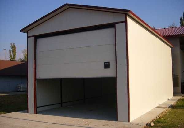 Casa Modulara, Garaje Auto si Containere stil birou din structura metalica si panou sandwich termoizolant