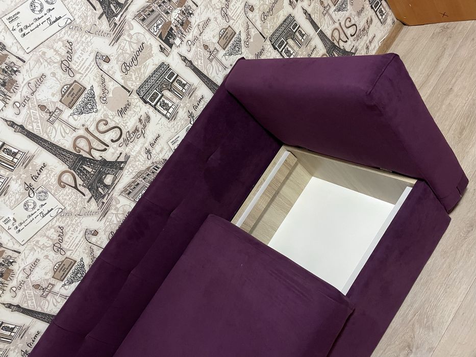 Продам детский диванчик