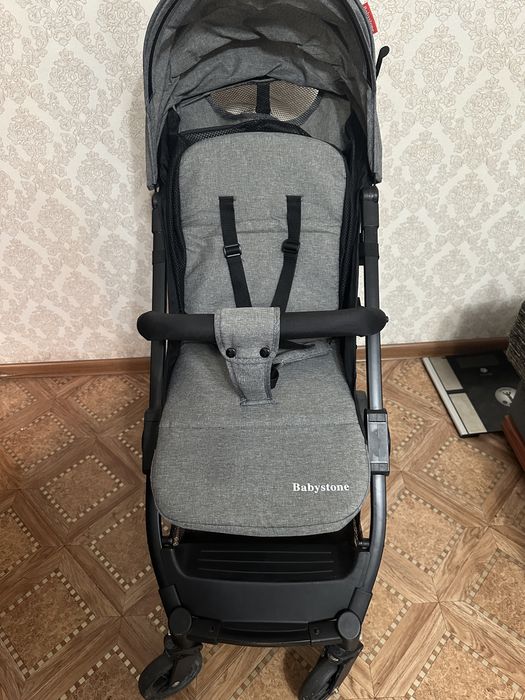 Прогулочная коляска складная